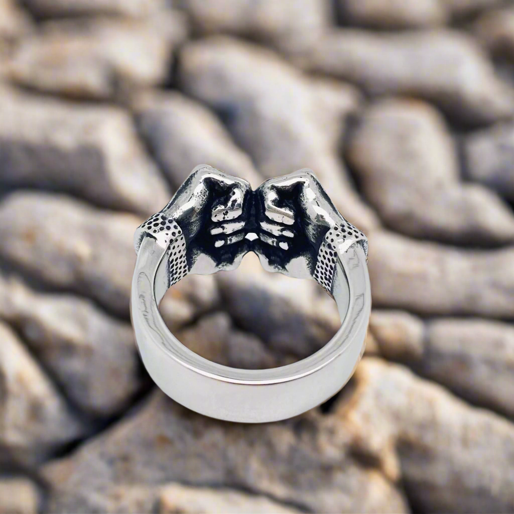 backside of mens double fist ring