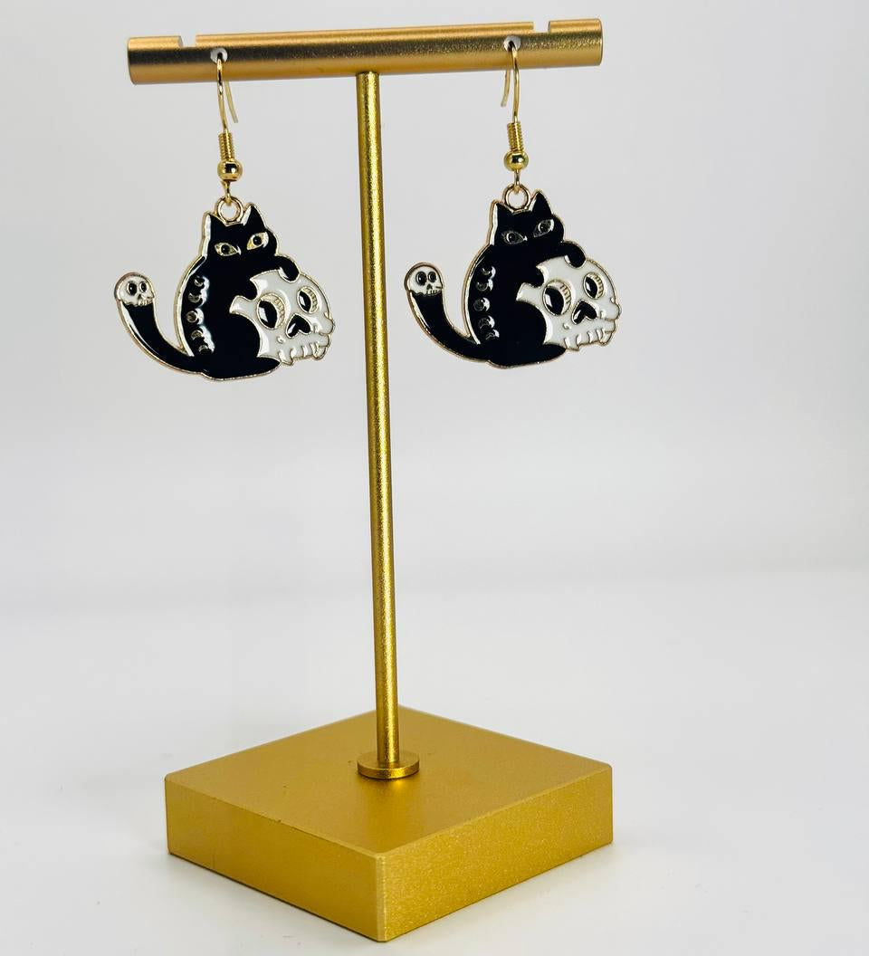 Black Cat Earrings for Halloween Costume Jewelry Witch Familiar Moon Accessories for Goth Alternative Jewelry Spooky Gift Feline Lovers