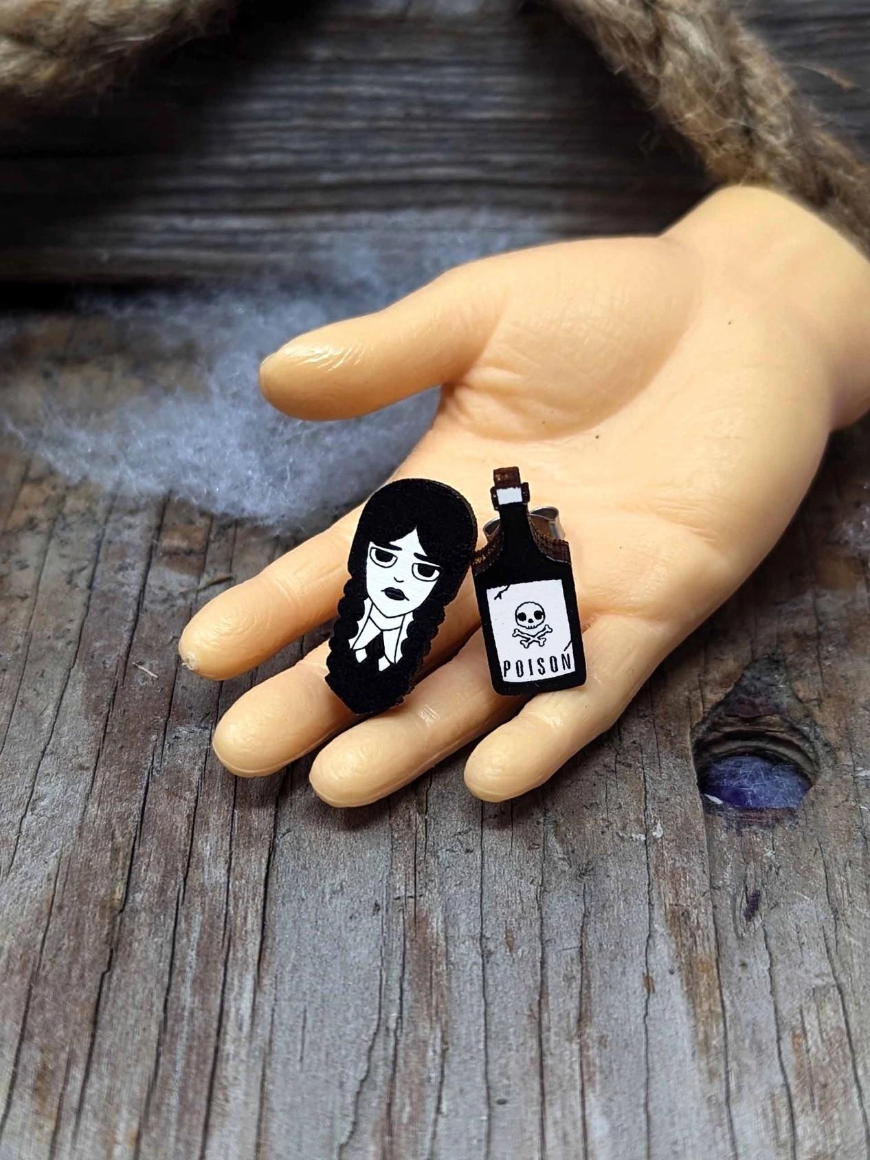 Wednesday Addams Earring Gothic Style Dark Aesthetic Halloween Jewelry Black Skull Poison Bottle Gothic Design Wooden Earring Spooky Gift