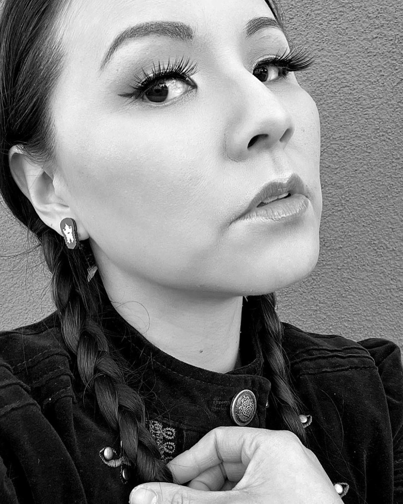 Wednesday Addams Earring Gothic Style Dark Aesthetic Halloween Jewelry Black Skull Poison Bottle Gothic Design Wooden Earring Spooky Gift